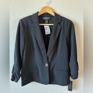 NYCC Black Blazer